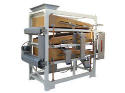 We are offering Double Decker Grader Machine QUALITY ASSURED, ECONOMICAL AND EASY TO INSTALL. Machine Description Usage/Application IndustrialType Of Machines Seed GraderCapacity 100-400 kg/ hr.Weight Approx 400 KgPower Source ElectricalI Deal In New OnlyMain Motor Power 1 HP AC MotorMachine Size 6X3.5X3 Feet