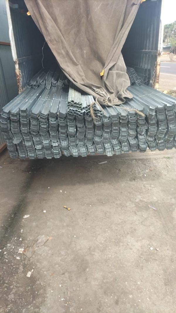 ceiling chennal patti bottom peramiter stud floor angle 12ft 8 ft available hare tejasplastersuppliers chikhali moshi road pune 