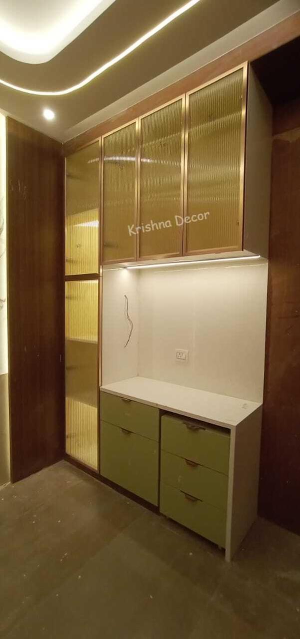 Krishna Decor is the Famous  Golden Profile Shutters Manufacturer in Coimbatore.For Enquiry Contact Krishna decor Coimbatore