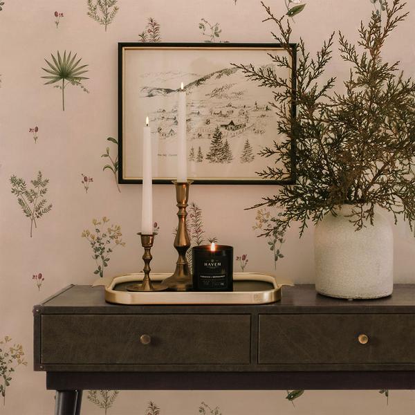 Beige Botanical Bliss wallpaper