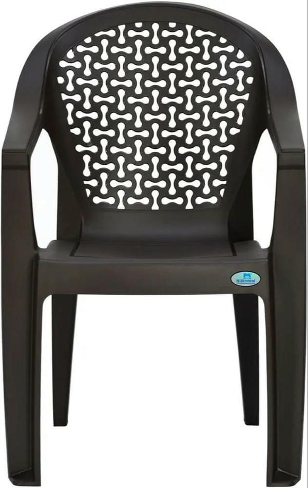 Product Details:Minimum Order Quantity 25 PiecePrimary Color WhiteArmrest With ArmrestColor BlackBrand NilkamalBack Type Medium BackBase Style StationaryChair Set Set of 1Seat Shape RoundWith durable virgin plastic construction and a matte finish, this chair lasts through years of use while maintaining its appealing sheen. The 125-kg weight-bearing capacity ensures a secure and sturdy sitting experience.