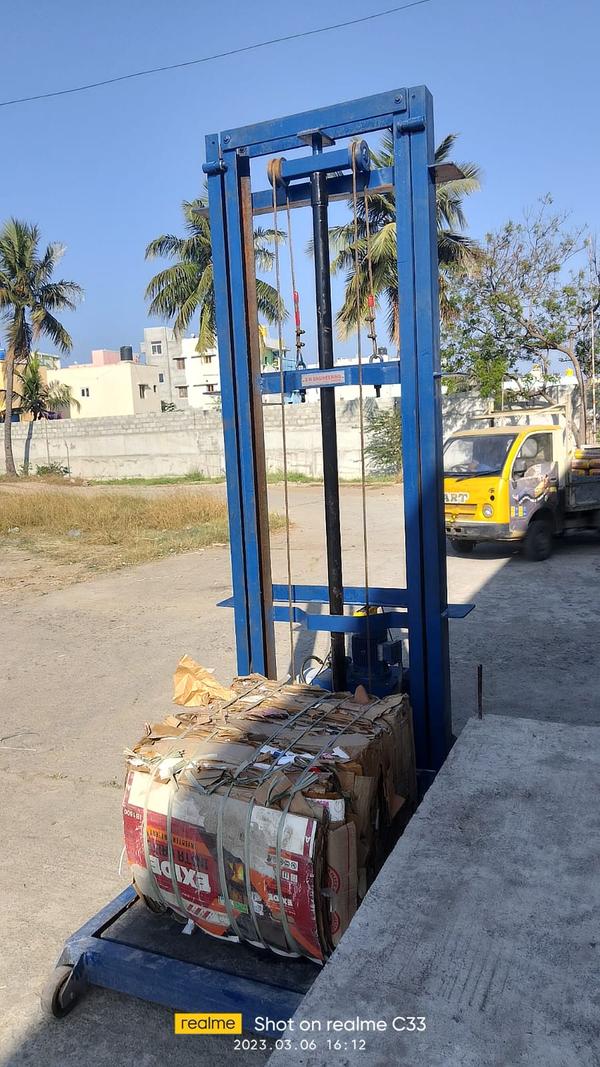 2 hp motorCapacity 500 kg