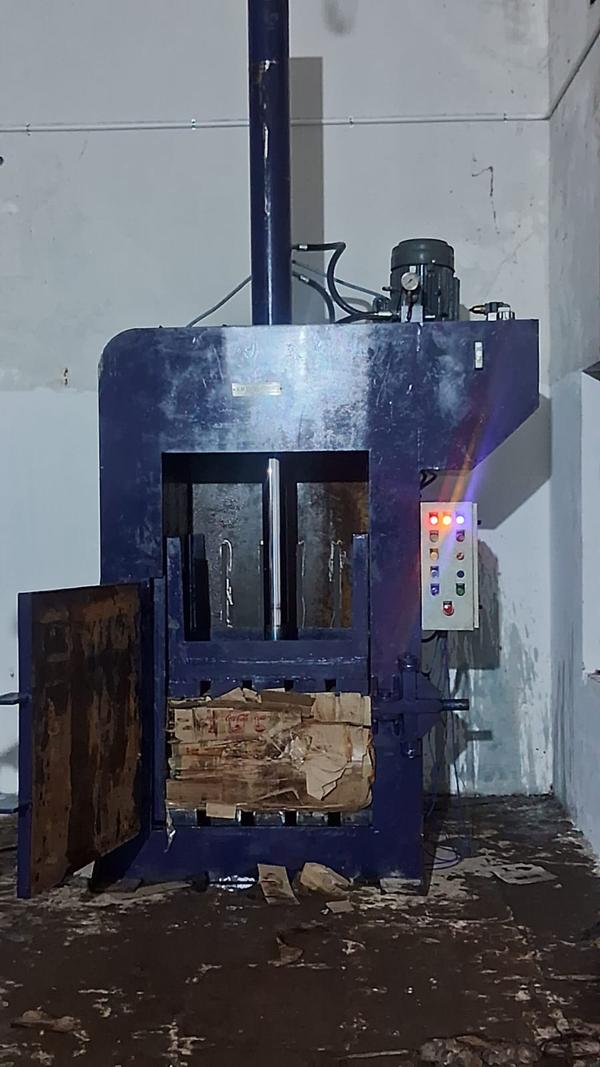 7.5 hp motor200 kgs baler weight