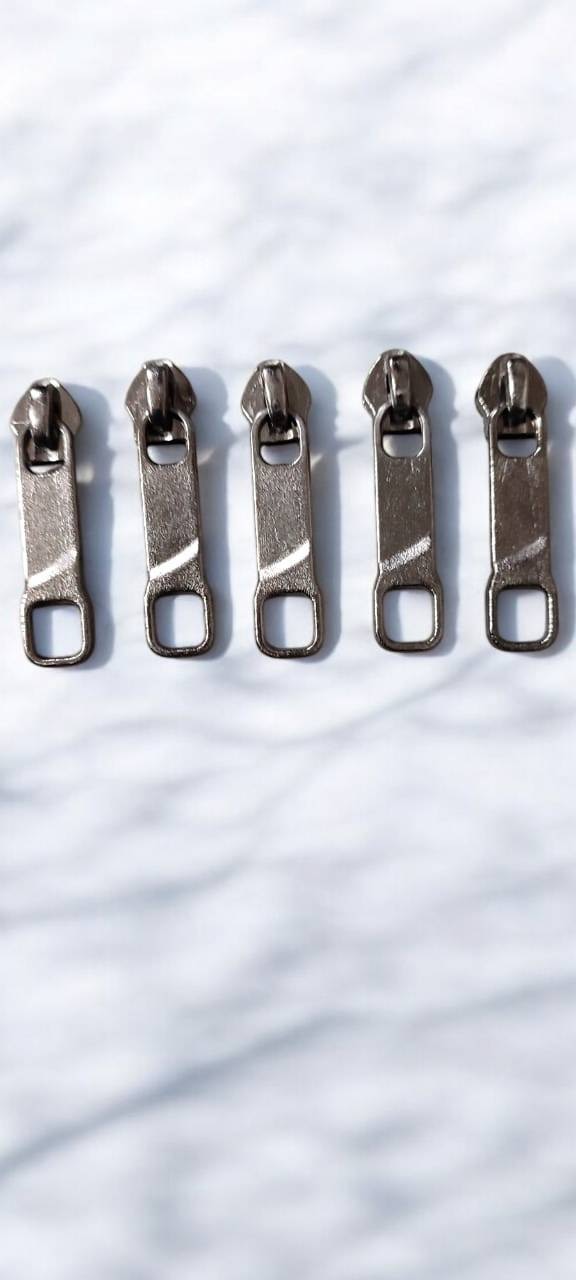 new design fancy slider launched.This sliders is Available in 5,8, & 10 No.This is available in Nickel, black nickel, golden, antique & can be customised in all colours.