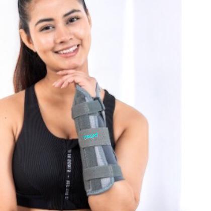 Immobilizes the wrist and forearm in the cock-up position and empowers your recoverySilent Features-Allows flexion at palmar creaseMaintains the wrist and hand in cock-up positionProvides improved comfort and fitHelps ensure the wrist is protected from further injurySoft-stitched edging and hook-and-loop fastening for optimal comfortRemovable metal stay can be positioned by a clinicianBreathable materialApplies constant compressionLightweightRecommended for-ArthritisBursitisTendonitis WristCarpal Tunnel SyndromePost Cast HealingRepetitive Strain InjurySprained WristSoft Tissue InjuriesHand and wrist pre/post-operative immobilization