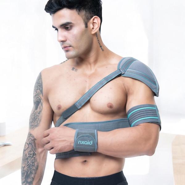 Immobilizes shoulder & arm and empowers your recovery Silent Features-Arm/shoulder immobilizing slingSuitable for dislocations, breaks and fracturesLarge, comfortable shoulder padsBuckle fastenings securely immobilize the armBenefits-Wrist and upper arm fastening cuffs make this immobilizer simple and easy to fitAdjustable straps can be tailored to suit your personal needsPressure is distributed evenly across the shoulder and clavicleA removable Shoulder adds perfect immobilization of the shoulderRecommended for-Post-operative recovery of the shoulder or armSoft tissue trauma to the shoulder or armHumeral FracturesShoulder dislocationsStroke recoveryAssistance with partial paralysis