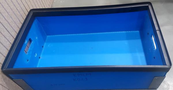 Aakanksha Packaging is manufacturer of Self Locking PVC Beading for PP Bins, which is also known as Top PVC Beading for PP Bins and Self Locking PVC Channel for PP Bins and Top PVC Channel for PP Bins without Top Corners.A high quality Self Locking PVC Beading making PP Corrugated Boxes and PP Bins much easier for stacking.