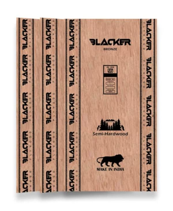 Termite resistance & borer free, Made by hot pressed technology, comprises of full red core & 100% hardwood, it has Smooth surface and warm water resistance, it is UF Bonded.