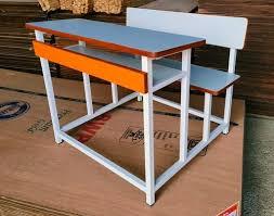 Being a leading firm in this industry, we are offering a high-quality range of Yellow Two Seater School Bench.Frame Material	MSSeating Capacity	2Seating Material	WoodApplication	School