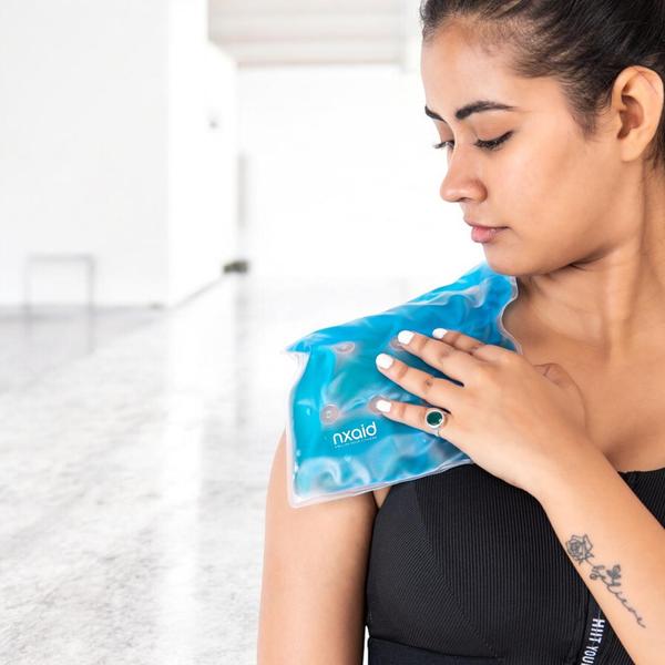 Benefits of both hot & cold therapies according to your needs to empower your recoverySilent Features-Durable and reusableFilled with high-performance non-toxic gelEasy to use Cool in the freezer, heat in the microwave or hot waterHeat it in the microwave for 30-60 seconds Compatible to fit with most body parts like back, neck, shoulders, knees and elbows Benefits-Relieve muscle sprains, back pain, or stiffness when used as a hot pack Can be used as a cold pack for relief from a sports injuryRecommended for-Fast relief, anytime, anywhere Perfect for easing pain and treating joint and muscular aches and pains Headaches or toothache General bruising, minor burns Reduces swelling and inflammation