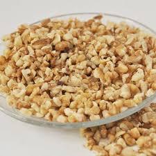 Broken Walnut Kernel₹ 580/ PackGet Latest PriceShelf Life 6 MonthsPackaging Type Vacuum PackedPackaging Size 500 gStorage Instructions Store At Cool And Dry PlaceCountry of Origin Made in IndiaWalnut Kernels are the edible, wrinkled, brown-colored nuts, enclosed in a brown seed coat. They are obtained from the walnut trees, belonging to the Juglandaceae family, in the genus, Juglan. The kernels have two bumpy lobes that look like abstract butterflies.