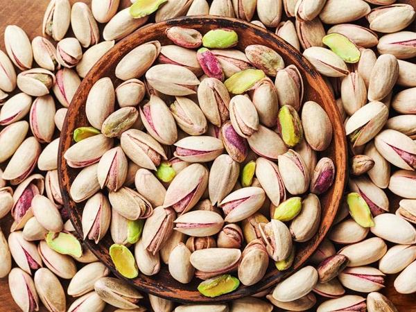 Organic Salted Pista₹ 840/ KilogramGet Latest PriceMinimum Order Quantity: 10 KilogramShelf Life 6 MonthsForm PackedPackaging Type Vacuum BagPackaging Size 1kgFlavor SaltedStorage Instructions Store At Cool And Dry PlaceCountry of Origin Made in IndiaThe fruit is a drupe, containing an elongated seed, which is the edible portion. The seed, commonly thought of as a nut, is a culinary nut, not a botanical nut. The fruit has a hard, cream-colored exterior shell. The seed has a mauve-colored skin and light green flesh, with a distinctive flavor.