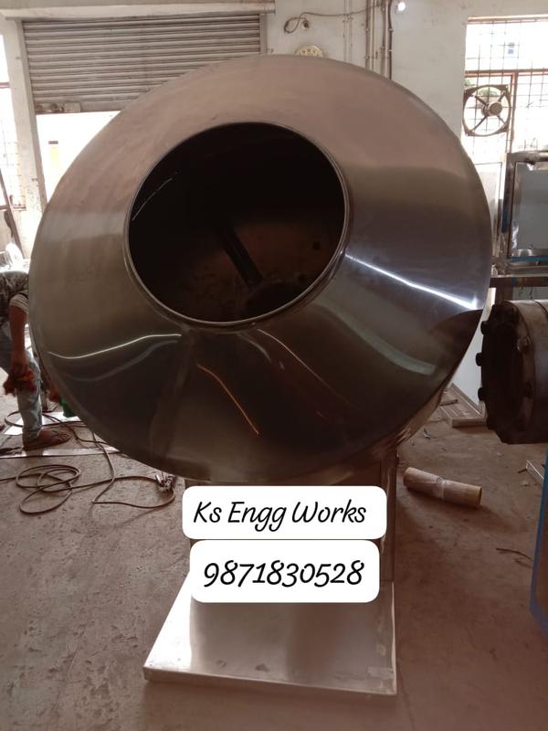 A Namkeen Masala Mixer is an essential machine for the snack and food processing industry, specifically designed to mix spices and seasonings uniformly into namkeen (savory snacks). It ensures that every bite is rich in flavor, providing consistency and quality to products like sev, bhujia, chivda, and other traditional Indian snacks.