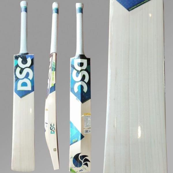 The DSC Blu 100 is Individually hand crafted from grade 3 English Willow, High profile with flowing control spine with a round face for T20 style extreme hitting and optimum balance. Both bats have large 38mm edges and a full profile and a mid to low sweet-spot ideal for low wickets.