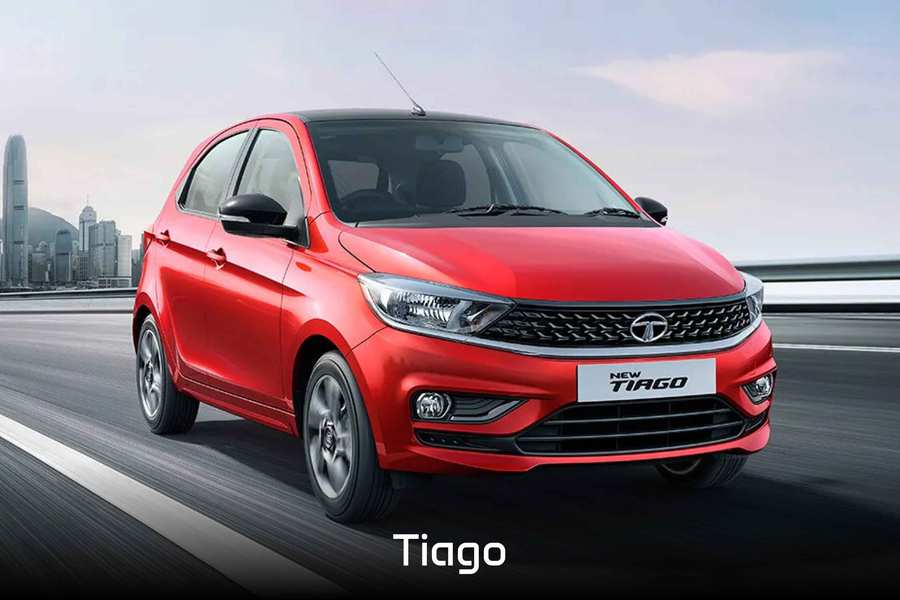 Upgrading the seat covers of a Tata Tiago is a perfect way to enhance its stylish and compact interior. Choose from premium materials like leatherette, fabric, or custom designs to suit your preferences and needs. The old seat covers are carefully removed, and the new ones are installed with precision for a sleek and tailored finish. This not only elevates the cabin’s aesthetics but also adds protection against spills, stains, and daily wear. Give your Tata Tiago a fresh and personalized look with durable, high-quality seat covers!