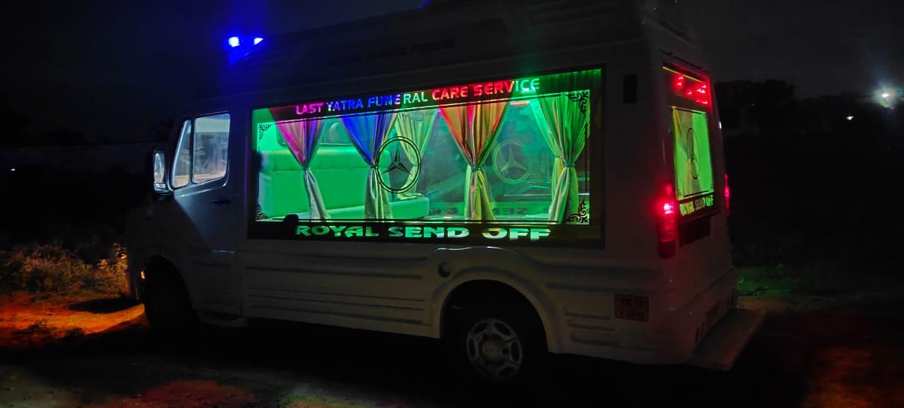 This is our another one of the Model . This Ratham fabricated with Glass and Stainless Sheet .This model have interior more design and Multi Led Light Decertation and Audio Set Work , Painting & Stickering.(As per choice)