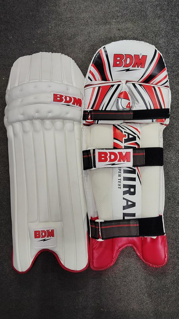 BDM BATTING PADS AVAILABLE ALL SIZE ,WITH LEFT AND RIGHT HAND COMBINATION, PLAYERS PADS AND VERY GOOD QUALITY WITH GOOD FITTING.AND LITE WEIGHT.
