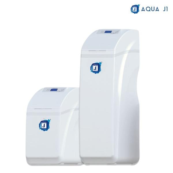 Softener C-20/20AD, C-45/45AD UNIQUE FEATURES                                                                                   C-20      20-AD       C-45        45-AD •	Easy to install and ready to use                                                          Yes           Yes         Yes           Yes•	Elegant designed, cabinet type water softener                               Yes           Yes         Yes           Yes•	Brand Fully automatic microprocessor-controlling operation      Yes           Yes         Yes           Yes•	Automatic OBR calculation & settings                                                               Yes                         Yes•	Display Current time, remaining soft water & current flow          Yes           Yes         Yes           Yes•	Inbuilt brine tank, brine valve and float assembly                          Yes           Yes         Yes           Yes•	Can be use for bathroom, washing machine and dish washer    Yes           Yes         Yes           Yes•	Uploads Incorporated with softness control valve                                        Yes                         Yes•	Continuous supply raw water during regeneration                                       Yes                         Yes•	Big LCD Display                                                                                                     Yes                         Yes