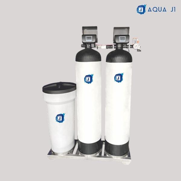 FeaturesR Series MPV with Big DisplayE (Q) Series MPV with Small DisplayFully automatic microprocessor-controlling operationIncorporated Sand filter prevents turbidity to improve efficiency of softener's resin as well as quality of waterCan be use for individual BungalowMax Flow Rate                      3000LPH | 3500LPHResin Quantity                      75 LiterWorking Pressure                 0.15 - 0.6 Mpa