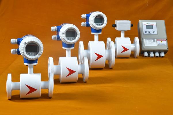 VEI-2000F2 series Ultrasonic Flow is the new product of Vison Enviro Instruments, Ultrasound transmit time principle makes the measurement range from DN25 to DN600. The advantages include high ac- curacy strong anti-interference, reliability and sta- bility, multiple interface. Each parts can achieve to IP68, enable the meter work in any severe environ- ment.▲IP68 PROTECTION CLASSWhole machine waterproof whole machine is sealed completely reaching IP68 protection level..Parts waterproof Each part is waterproof, operating normally in the event of water inside..▲WATERPROOF KEYBOARD4-key board design, support setting operation password.▲MULTIPLE INTERFACECommunication interface: RS485 interfaceOutput: 4-20mA analog/OCT pulse/Relay signalHeat measurement achieve heat measurement by connecting3-wired PT100 temperature transducersInput: 3 way 4-20mA analog input, acquisition signals of temperature, press, liquid level, etc.▲ TEMPERATURE AND PRESSURETemperature range:-30℃~160℃P/N: 0-2.5Mpa (Optional)HIGH ACCURACY MEASUREMENTAccuracy:0.5%-1%.▲ ULTRASOUND MEASUREMENTNo rotation, no moving parts, Long term measurement with high accuracy. Applicable to variety of water quality, including the water gravel and weeds