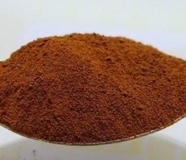 Fulvic Acid Soluble Powder provides a rich source of carbon to stimulate microbial activity, improving root eﬃciency.