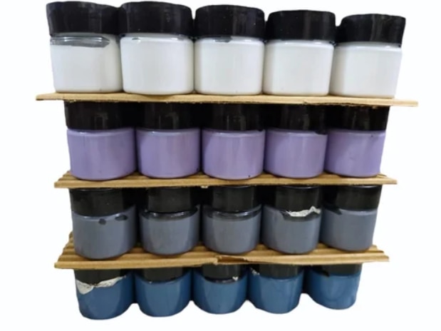 Pigment Paste Manufacturers in AhmedabadColor Available As per RAL color shade cardPackaging Type PET bottlePlace of origin IndiaAppearance Liquide PasteEpoxy Pigments Packs are colorants designed for use with our epoxy floor coating products and systems. There are several colors from which to choose. 'Safety yellow' and 'deep blue' are designed for industrial and manufacturing usage.Additional Information:Delivery Time: 3 to 5 daysPackaging Details: As per requirement