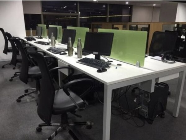 Cubicle Office Workstation