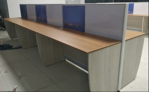 Wooden Corporate Office Workstation