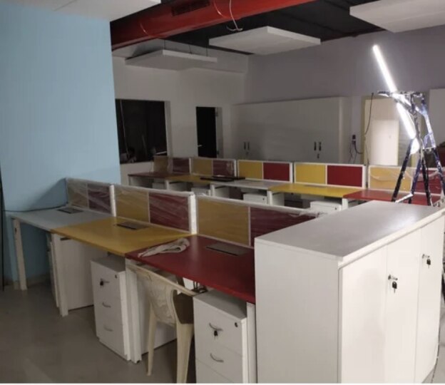 Back To Back Workstation