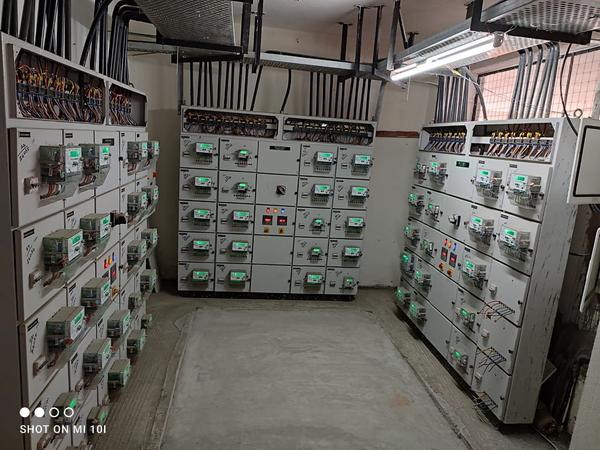 Our advanced Metering Panel offers a comprehensive view of your usage statistics, allowing you to track resource consumption and monitor key metrics in real-time. With this powerful tool, you can easily manage data limits, assess performance, and optimize your usage to ensure efficiency and cost-effectiveness. Whether you're tracking bandwidth, server load, or any other measurable aspect, the Metering Panel gives you full control to make informed decisions and maintain peak performance.