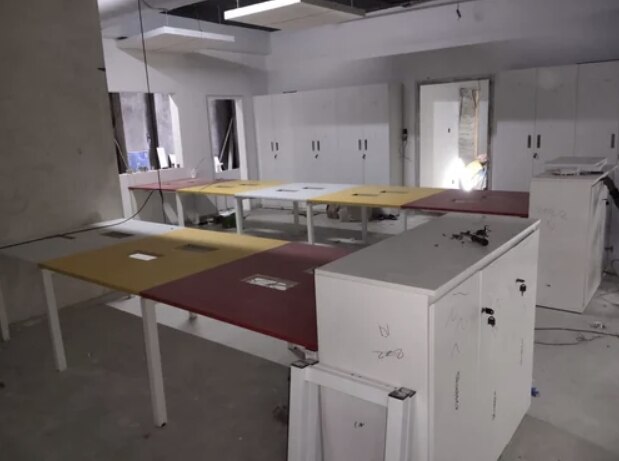 Rectangular Modular Office Workstation