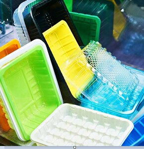 A blister packaging tray is a type of packaging typically used to hold and protect products, especially small consumer goods, pharmaceuticals, and electronics. It’s made from a rigid plastic, often clear, that is molded to form individual cavities or