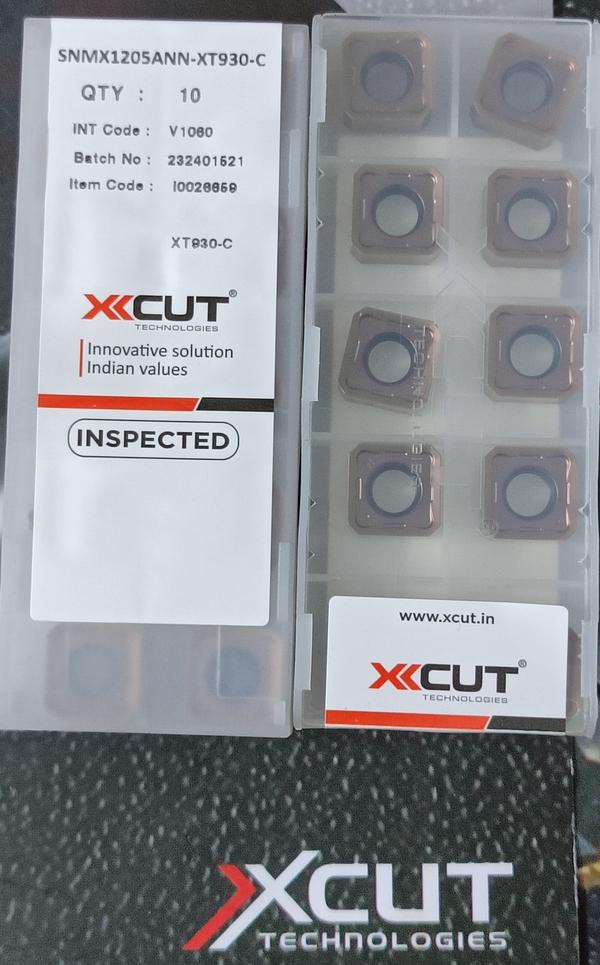 8 CUTTING CORNER INSERT SUITABLE FOR FACE MILLING