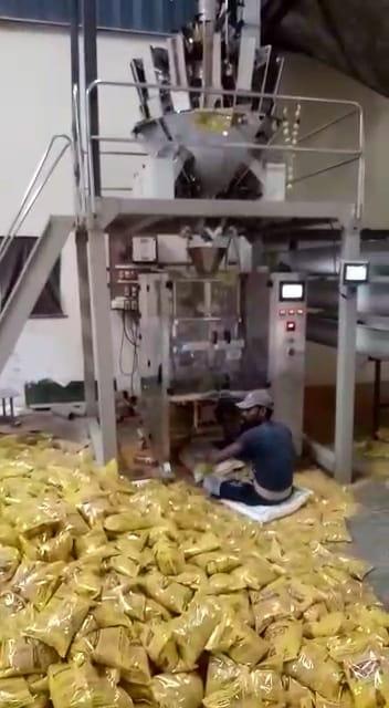 High Speed 14 Head Weigher Machine for Pulses Pouch Packaging up to 2 Kg.