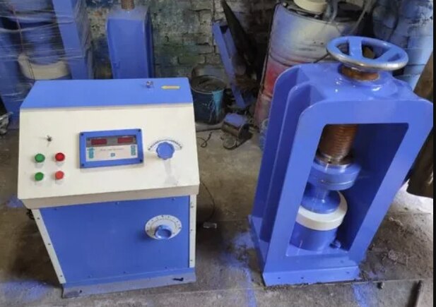 Cube Testing Machine Manufacturers in AhmedabadWe are also supply in Andhra Pradesh, Arunachal Pradesh, Assam, Bihar, Chhattisgarh, Goa, Gujarat, Haryana, Himachal Pradesh, Jharkhand, Karnataka, Kerala, Madhya Pradesh, Maharashtra, Manipur, Meghalaya, Mizoram, Nagaland, Odisha, Punjab, Rajasthan, Sikkim, Tamil Nadu, Telangana, Tripura, Uttar Pradesh, Uttarakhand, and West BengalUsage/Application	LaboratoryType Of Testing Machines	cubeColor	BlueDisplay Type	DigitalCapacity	1000 KnLoad Capacity	3000knMotor Power	2hpMaterial	MSWeight	Up to 400 kgWith the help of our state-of-the-art infrastructure unit, we are able to manufacture and supply Cube Testing Machine. The offered testing machine is manufactured by making use of high grade material and leading technology in compliance with the set norms of industry. We offer this testing machine on number of specifications as per the variegated needs of customers. Our offered testing machine is packed with quality material to enhance its life.Features:Perfect readingPortableEasy to useSpecifications:Max. test force: 2000 KNForce range: 200~2000 KNTesting space: 240 × 240 × 80~450 mmPiston max. stroke: 50 mmReadout accuracy: ≤±1%Motor power: 0.75 kW 380VMachine size: 850 × 500 × 1480 mmNet weight: 800 Kg