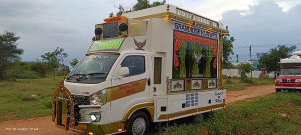 This is our another one of the Model . This Ratham fabricated with Glass and Stainless Sheet .This model have interior more design and Multi Led Light Decertation and Audio Set Work , Painting & Stickering.(As per choice)