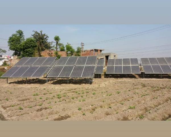 A 5HP solar pump is a high-performance, energy-efficient water pumping system powered by solar energy. It is ideal for large-scale irrigation, industrial water supply, and rural applications. Designed with advanced MPPT technology, it maximizes power utilization for efficient water flow. With a durable motor and corrosion-resistant components, it ensures long-lasting, maintenance-free operation. This eco-friendly solution reduces electricity costs and provides a sustainable water supply even in remote areas.