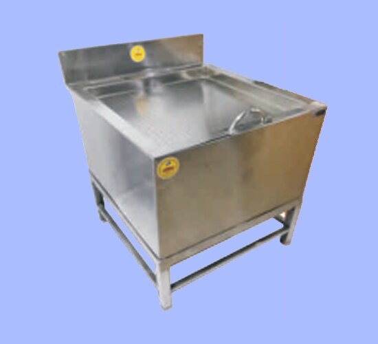 Operator	                                     Size	                 Approx. Weight	      Pallet Weight1) Single Person Operator         30”x30”x80”	       55.000 Kg	                    10.000 Kg2) Two Person Operator	            50”x30”x80”	       85.000 Kg	                    16.500 Kg3) Three Person Operator	         70”x30”x80”	        110.000 Kg	                 23.000 Kg