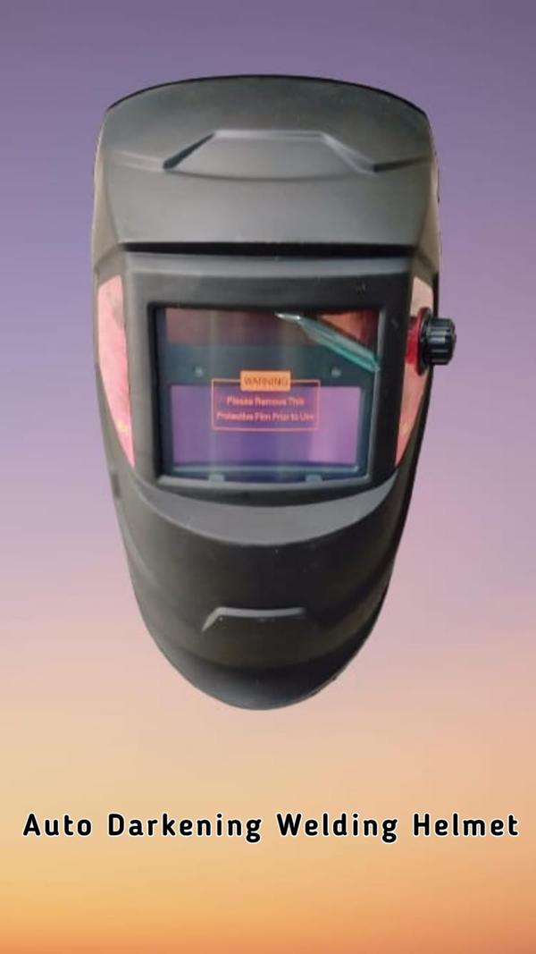 WELDCRAFT Auto Darkening Helmet AD7