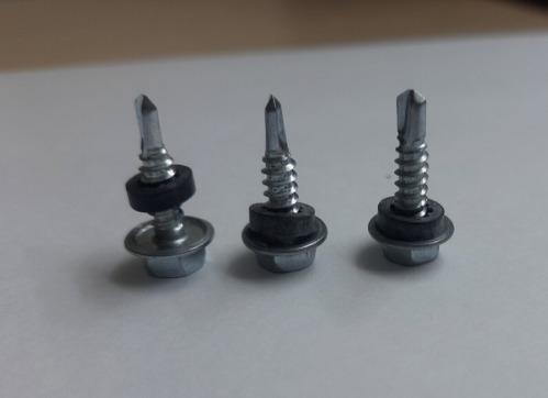 We offer quality HP Self Drilling Screws. These screws are available in various sizes and lengths to meet the diverse needs of the clients.