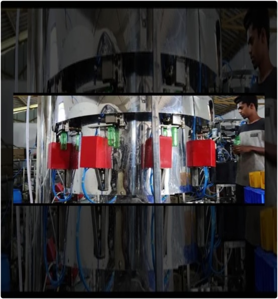 Rotary Glass Bottle Soda Filling Machine Manufacturers in Coimbatore.Product Details:Capacity 24 Bottle per MinuteWarranty 1 yearVoltage 230 VDriven Type ElectricMotor Power 3 HPFrequency 50 HzLeveraging over the skills of our qualified team of professionals, we are instrumental in offering a wide range of Glass Bottle Soda Filling Machine. Features:maintenance freelong lasting materialsfor the higher production plant