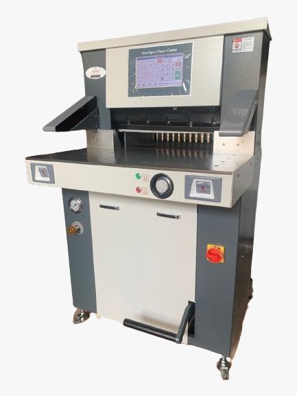 FeaturesCutting thickness is 80mm.Infrared for safety operation.Man-machine interface design, 100 groups*96 cuts program.Back platform without groove design, overhanging ball screw push paper more stable. Patent for oblique cutting paper, cutting more easily, suitable for thick paper cutting.With floating balloon, 8 mm hard aluminium plate with chromium, more durable. Push book platform can be folded, convenient transportation.Dual hydraulic power control system, Paper pressure external regulating mechanism.Mechanical foot, cut riding nail book pre- alignment more convenient, higher precision.SpecificationMax. Cutting Length:520 mmMin. Cutting Length:30 mmCutting Thickness:80 mmCutting Precision:± 0.2 mmClamping Mode:Hydraulic+Mechanical PedalFront Platform:10 mm Hard Aluminium BedDisplay:7.0