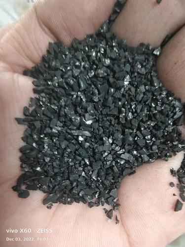 Product Details:Colour	BlackColor	BlackPackaging Type	BoxForm	GRANULARPackagin Size	50-100 KgBeing one of the distinguished entities in the industry, we are engaged in offering an extensive collection of Granular Activated Carbons. Our offered array of bangles is designed using precious gems and excellent polish.