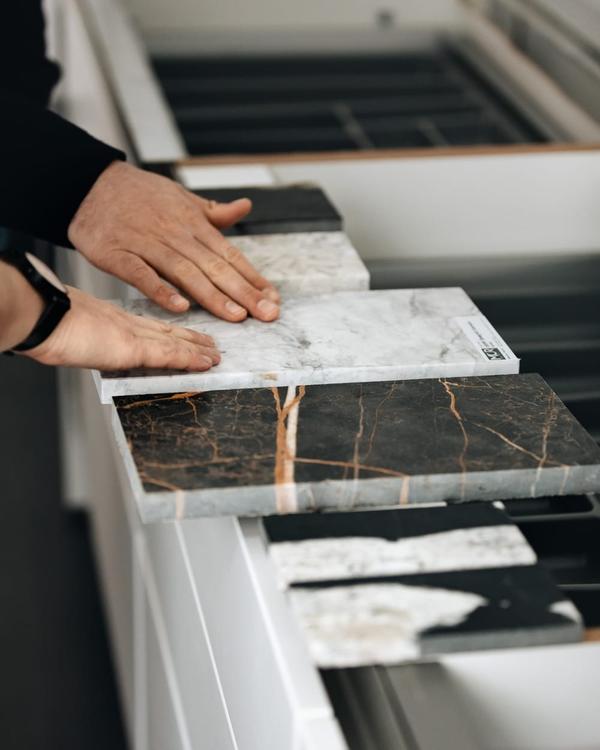 Quartz is the second most abundant mineral in Earth's crust after feldspar. It occurs in nearly all acid igneous, metamorphic, and sedimentary rocks. It is an essential mineral in such silica-rich felsic rocks as granites, granodiorites, and rhyolites.