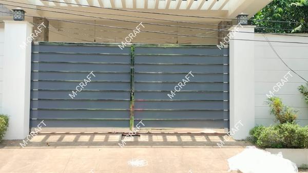 M-CRAFT (Avadi, Chennai)SS 304 Grade Openable Main Gate.One of the best Quality and Price in Chennai, Tamil Nadu.