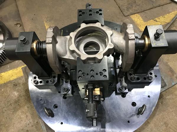 CNC VTL Turning Fixture with Equalizer Centering