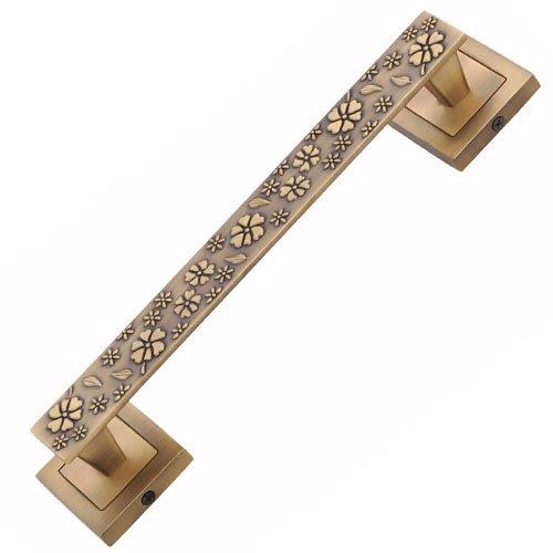 About this itemPack of 1 door handle and screws<br><br>Size: 10 inch<br><br>Material: zinc<br><br>