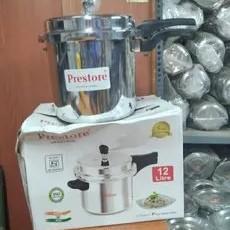 Sri Nataraja Metals, Madurai, offers a premium 12 Litre Aluminium Pressure Cooker, designed for fast and efficient cooking. Made from high-quality Aluminium, it ensures even heat distribution, durability, and safety for everyday use. Perfect for homes, hotels, and restaurants, this pressure cooker saves time while preserving the flavor and nutrients of your food. Explore our wide range of Aluminium and Stainless Steel Cookware, Kitchenware, and Utility Products at the best prices. Shop now for superior quality and craftsmanship!Product Details:Capacity : 12 LBrand: PrestoreType Of Pressure Cooker: Non Stick Pressure Cooker, 12ltrUsage/Application: HomeMaterial: Aluminium