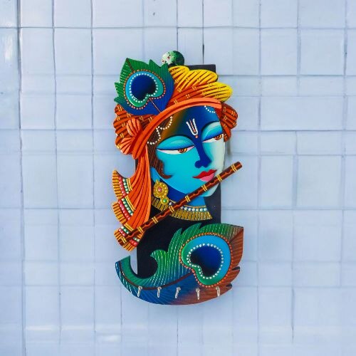 Exhibiting the perfect blend of traditional ethnic wall art along with the great utility of this Key Holder. Now you can hang your keys in this Key Holder/Key Hanger without the worry of misplacing it again.*Hand made master piece with long durability*