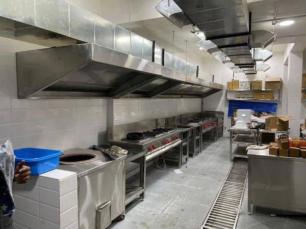 Crafted from premium stainless steel, our SS Chimney offers robust performance with high suction power, making it ideal for commercial kitchens. It efficiently eliminates smoke, grease, and odors, ensuring a cleaner and healthier cooking environment. With a sleek design and low-maintenance build, it’s a perfect fit for hotels, restaurants, and industrial kitchens.